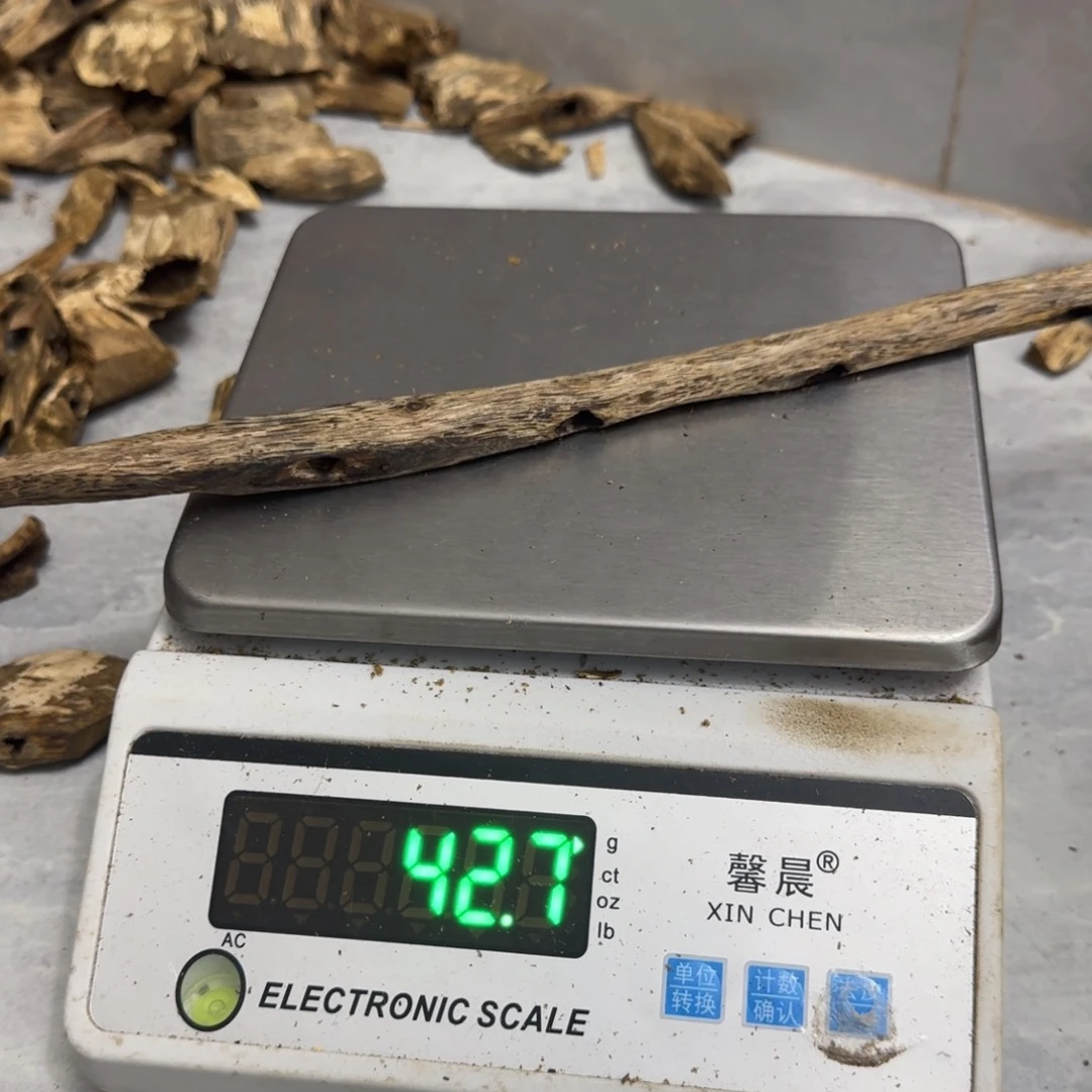 沉香碎屑沉香绿绮楠沉香42克