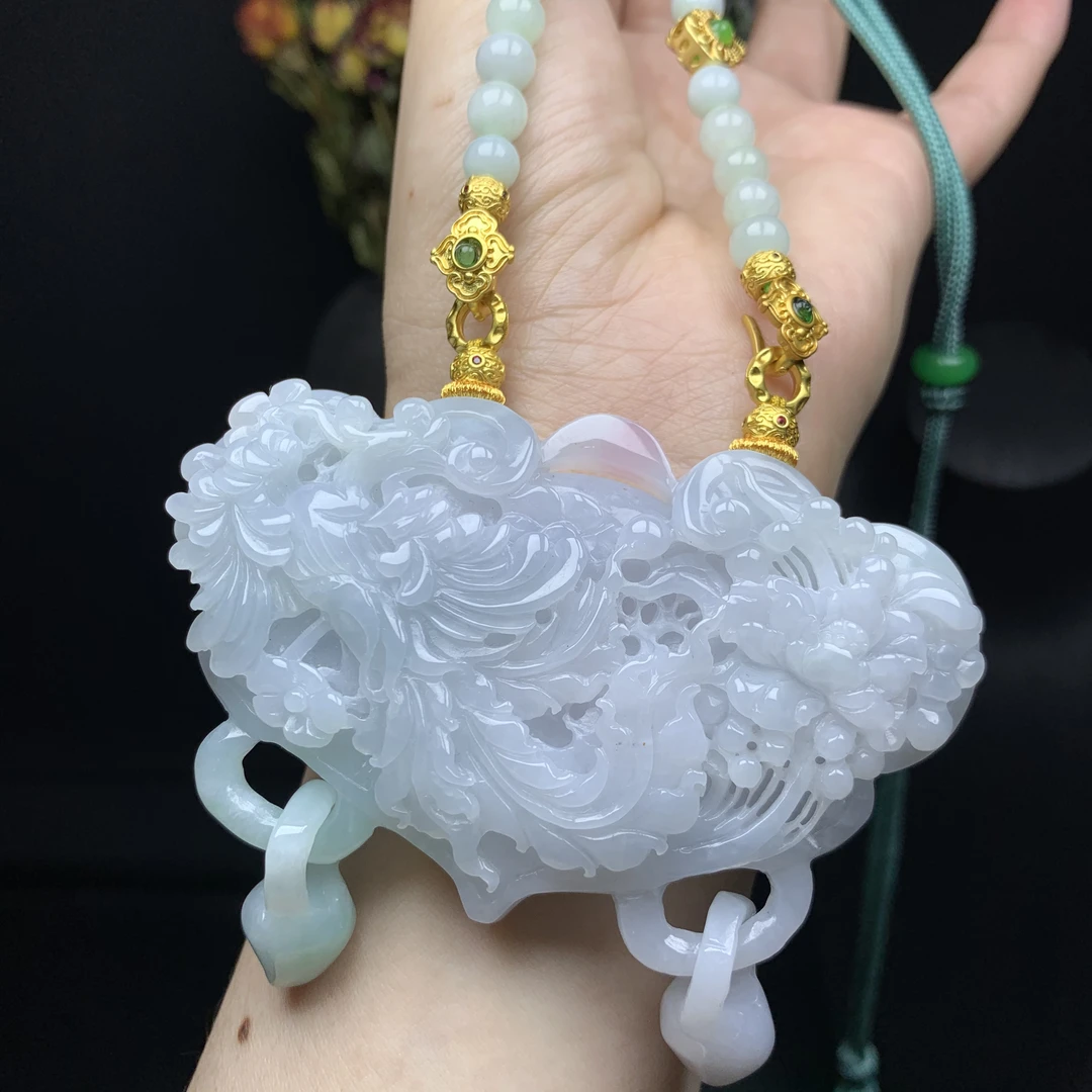 合集请点开缅甸Ａ货翡翠凤穿牡丹大锁牌凤凰拉环锁牌翡翠拉环锁