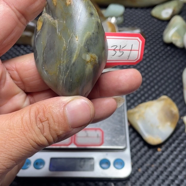 颈饰未镶嵌和田玉351