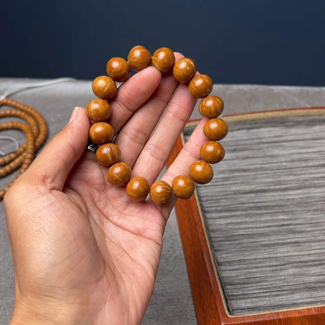 桃核手串////////////5