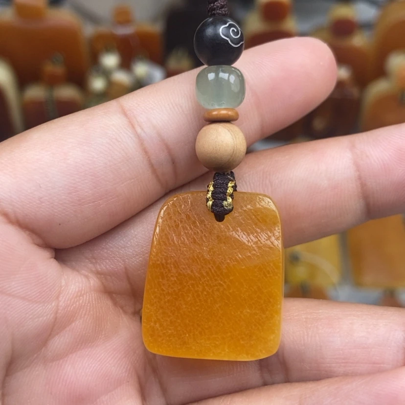 【闪购商品】未镶嵌颈饰琥珀