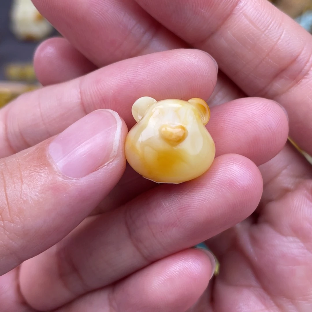 裸石琥珀未镶嵌蜜蜡