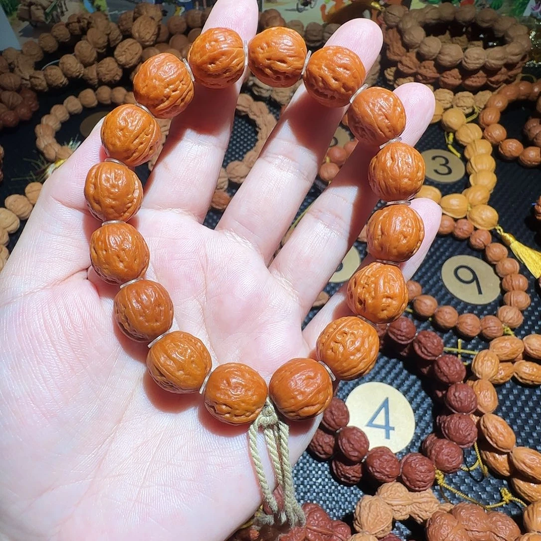 木质类文玩核桃的小金豆