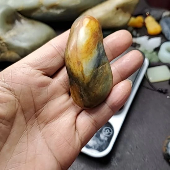 和田玉（糖玉）未镶嵌挂件