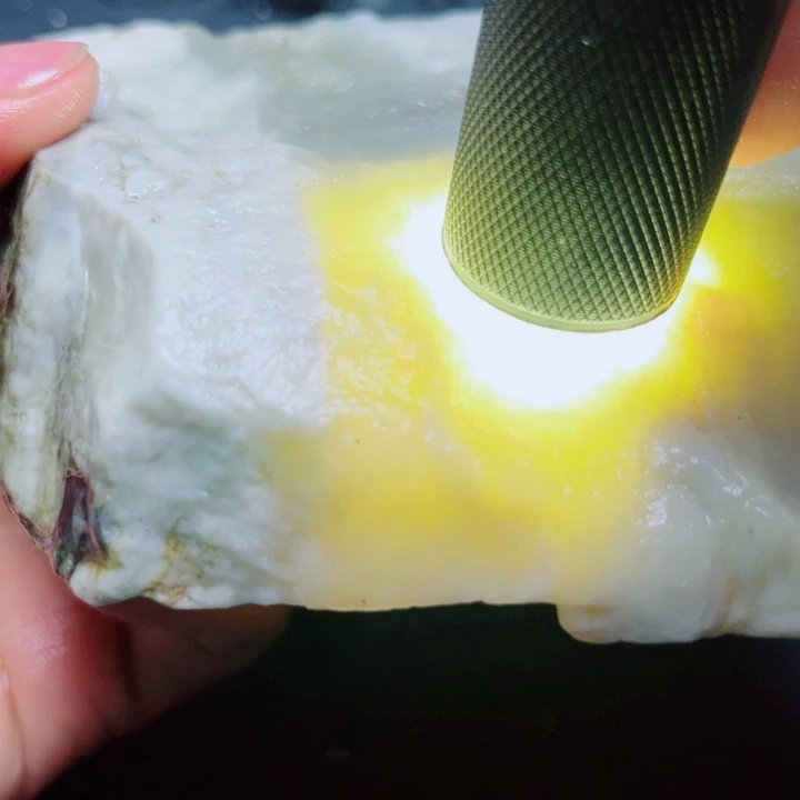 和田玉未镶嵌珠宝奇石