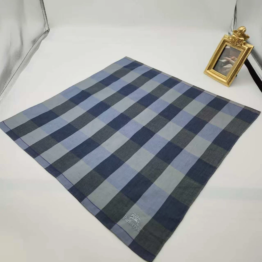 95新 BURBERRY/博柏利 海囤/巴宝莉/丝巾/yy10125