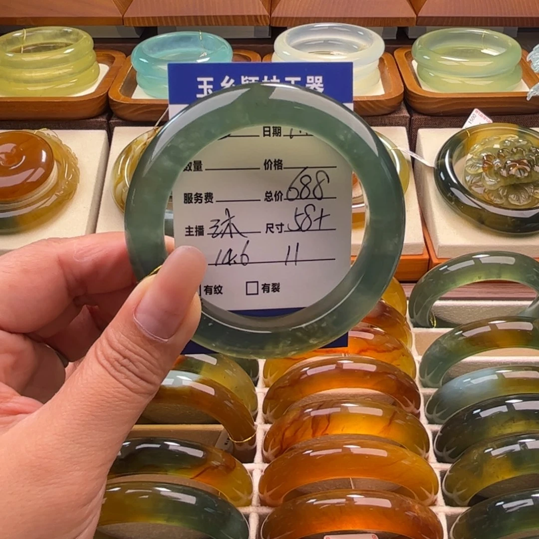 花***影未镶嵌蛇纹石玉手镯