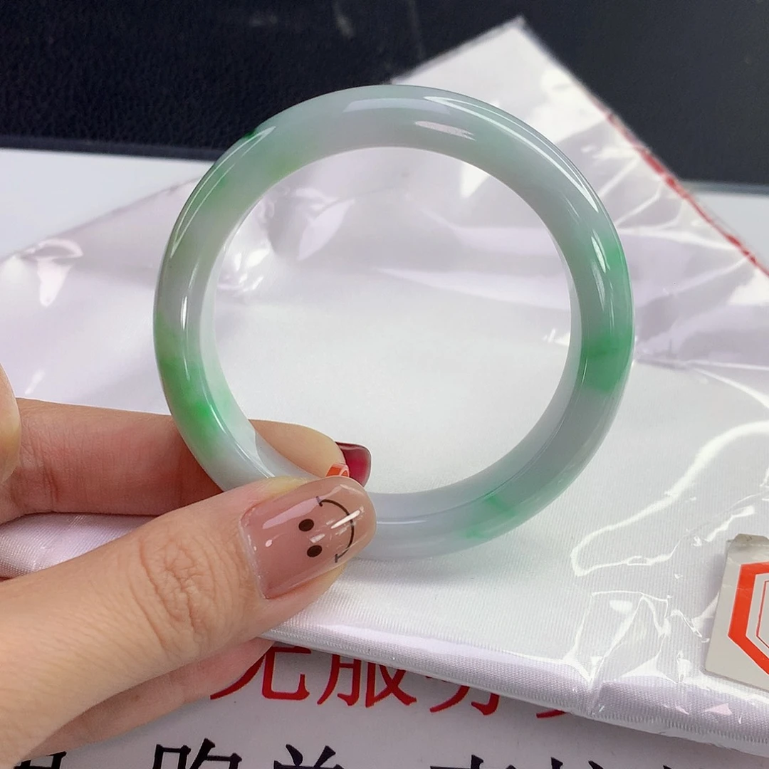 翡翠手镯未镶嵌天然翡翠A货070