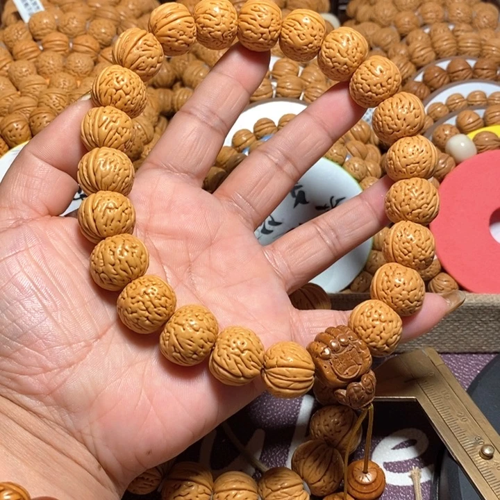 时**限9号链接，磨盘手持