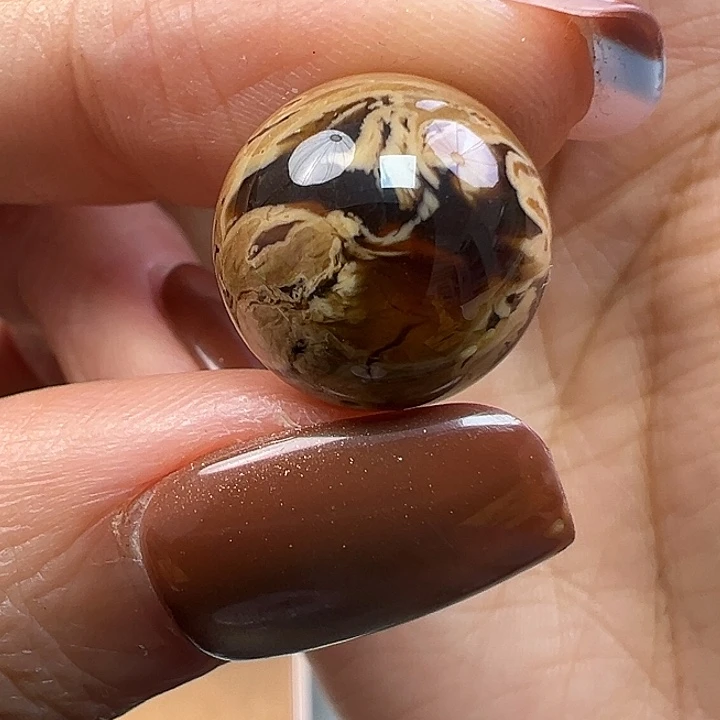 蜜蜡未镶嵌珠宝奇石