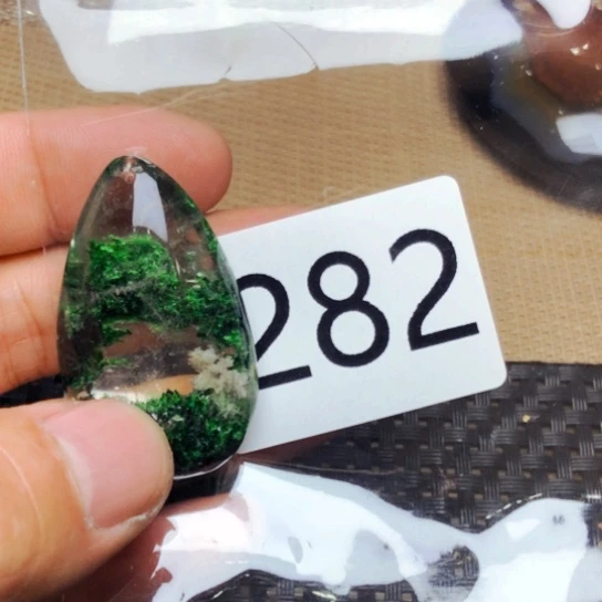 水晶颈饰未镶嵌雾*浓水晶