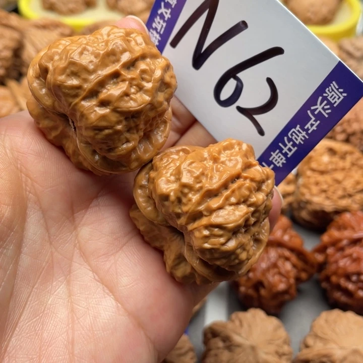 把件文玩核桃蛙蛙39尺