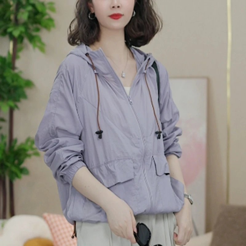 2025新款防晒衣休闲百搭短款外套春夏薄款户外连帽上衣350