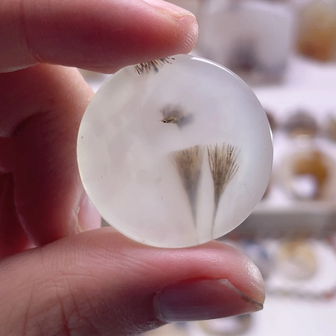 玛瑙/玉髓未镶嵌珠宝奇石