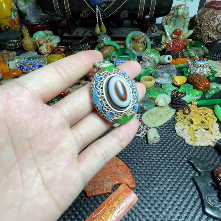 滴血莲花菩提把件