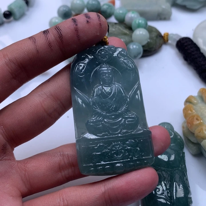 颈饰未镶嵌翡翠保真天然a货翡翠