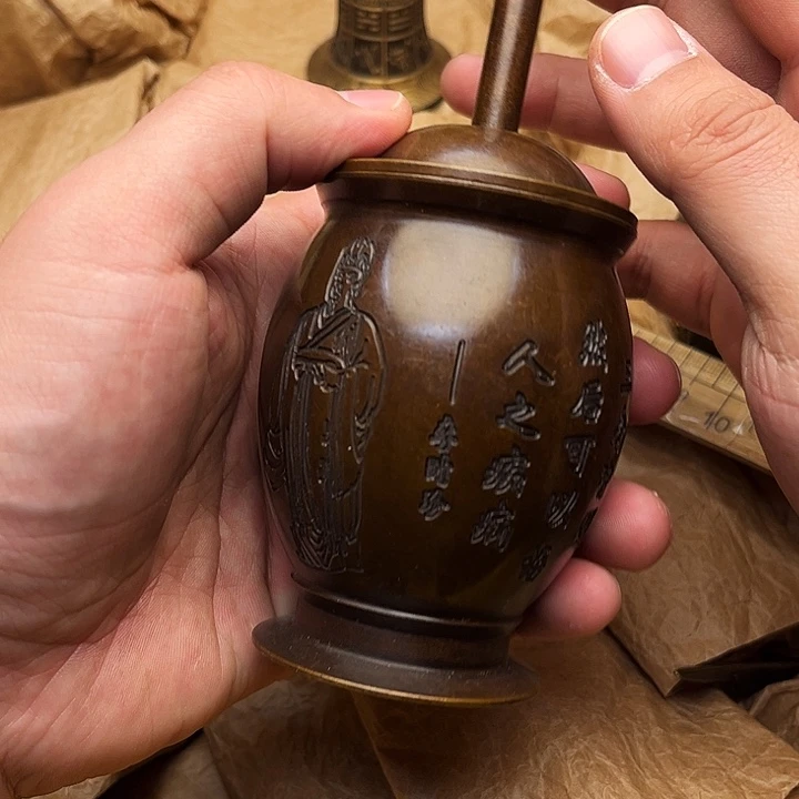 精美铜器做工精湛