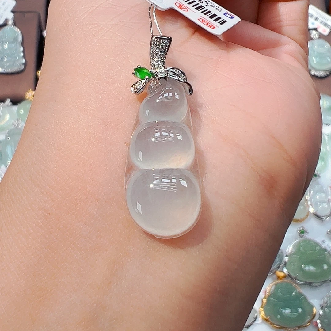 翡翠18K金镶嵌吊坠(不含链)福豆