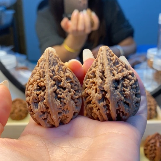 K***g桃核把件东北秋子40
