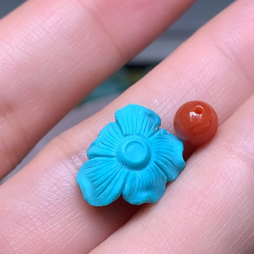 小***纸南红玛瑙未镶嵌珠宝奇石