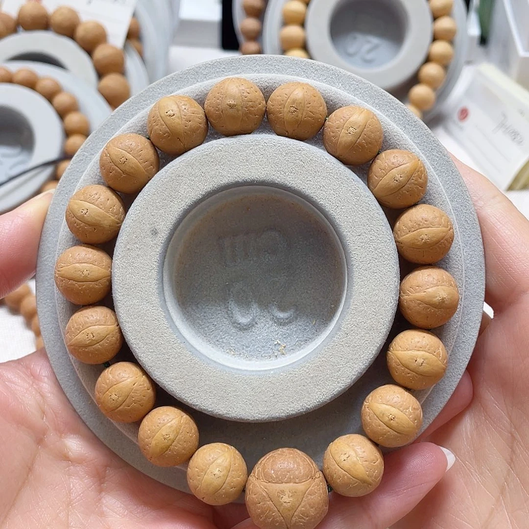 手串凤眼菩提7@1082，13.5左右特价