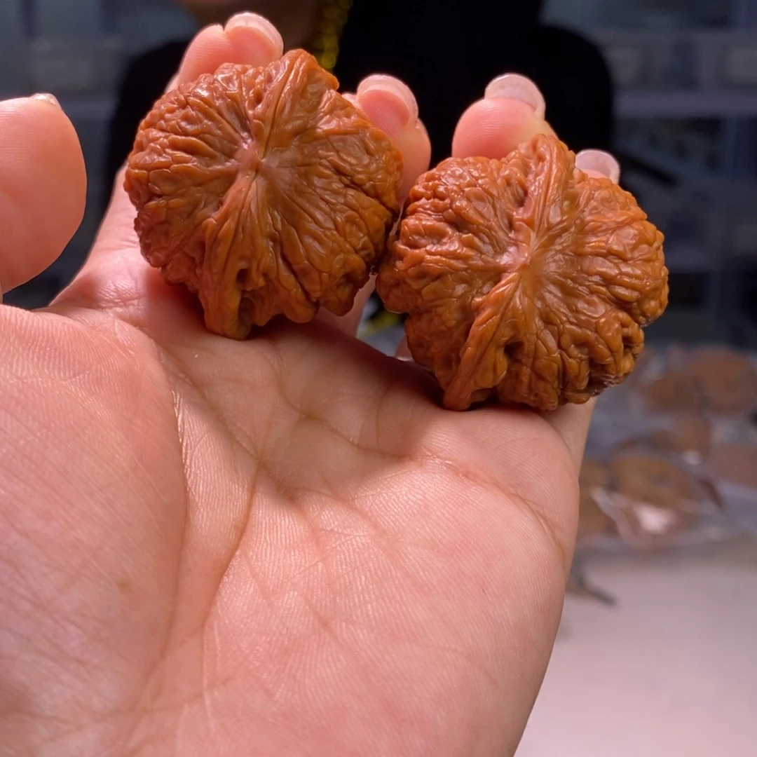 文玩核桃把件005，40血麒麟