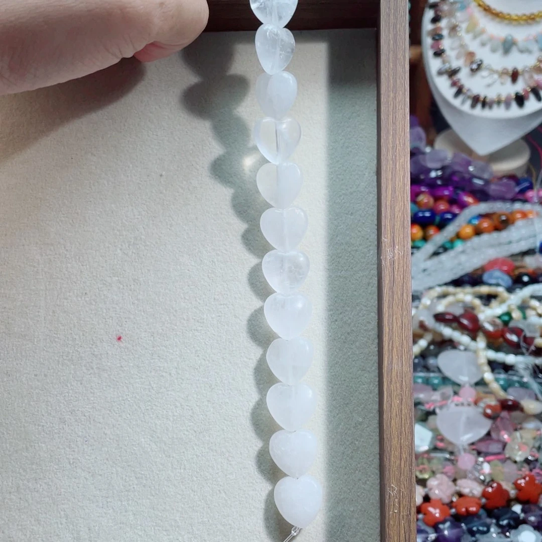 石英质玉卡16.白水晶爱心未镶嵌