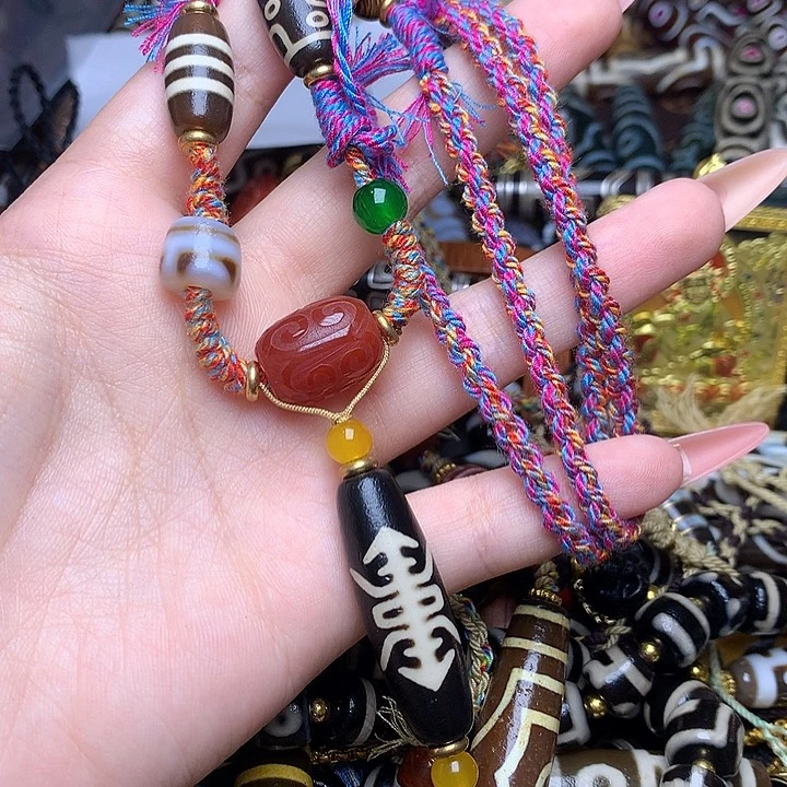 玛瑙/玉髓发一条未镶嵌