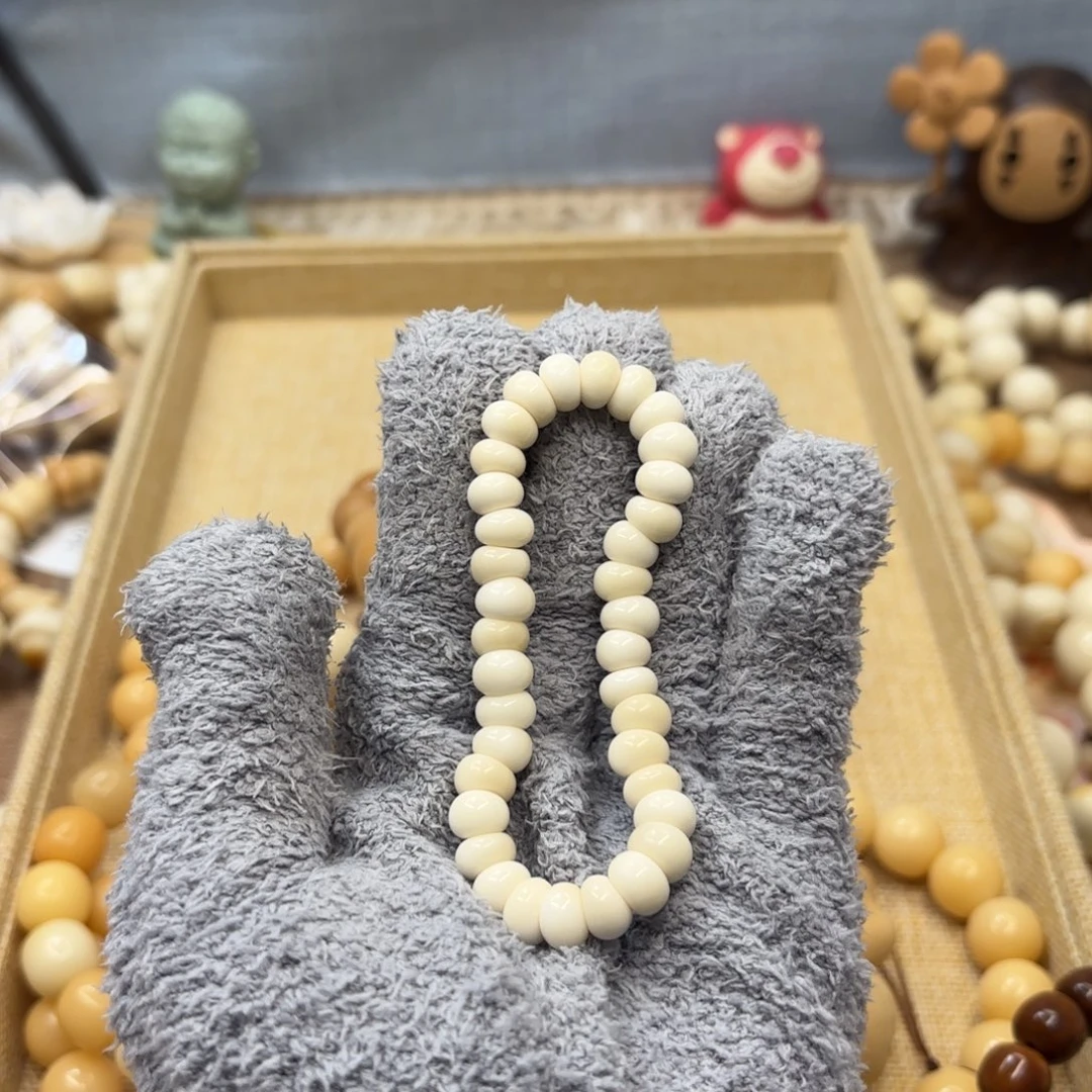 吊坠菩提根/象牙果8+白玉菩提小肠398