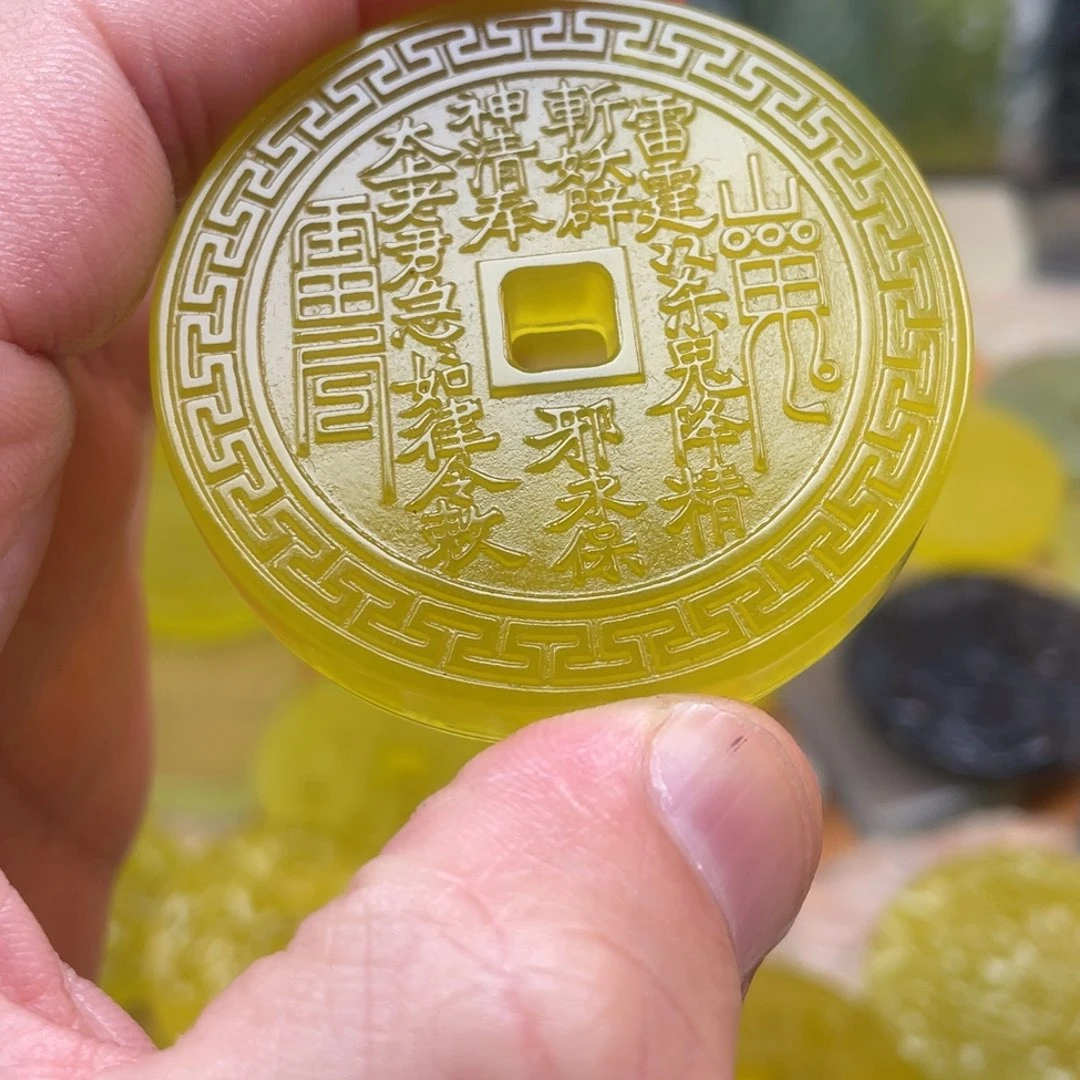 悟***缺蛇纹石玉未镶嵌颈饰