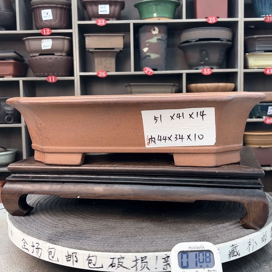 紫砂花盆紫砂的颜色很好看