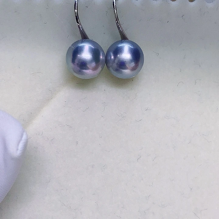 18K金镶嵌耳钉7.5-8海水珍珠