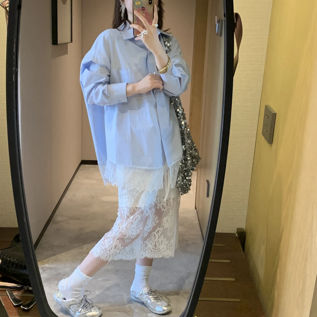 春新款法式蕾丝拼接翻领蓝色长袖衬衫宽松外搭上衣