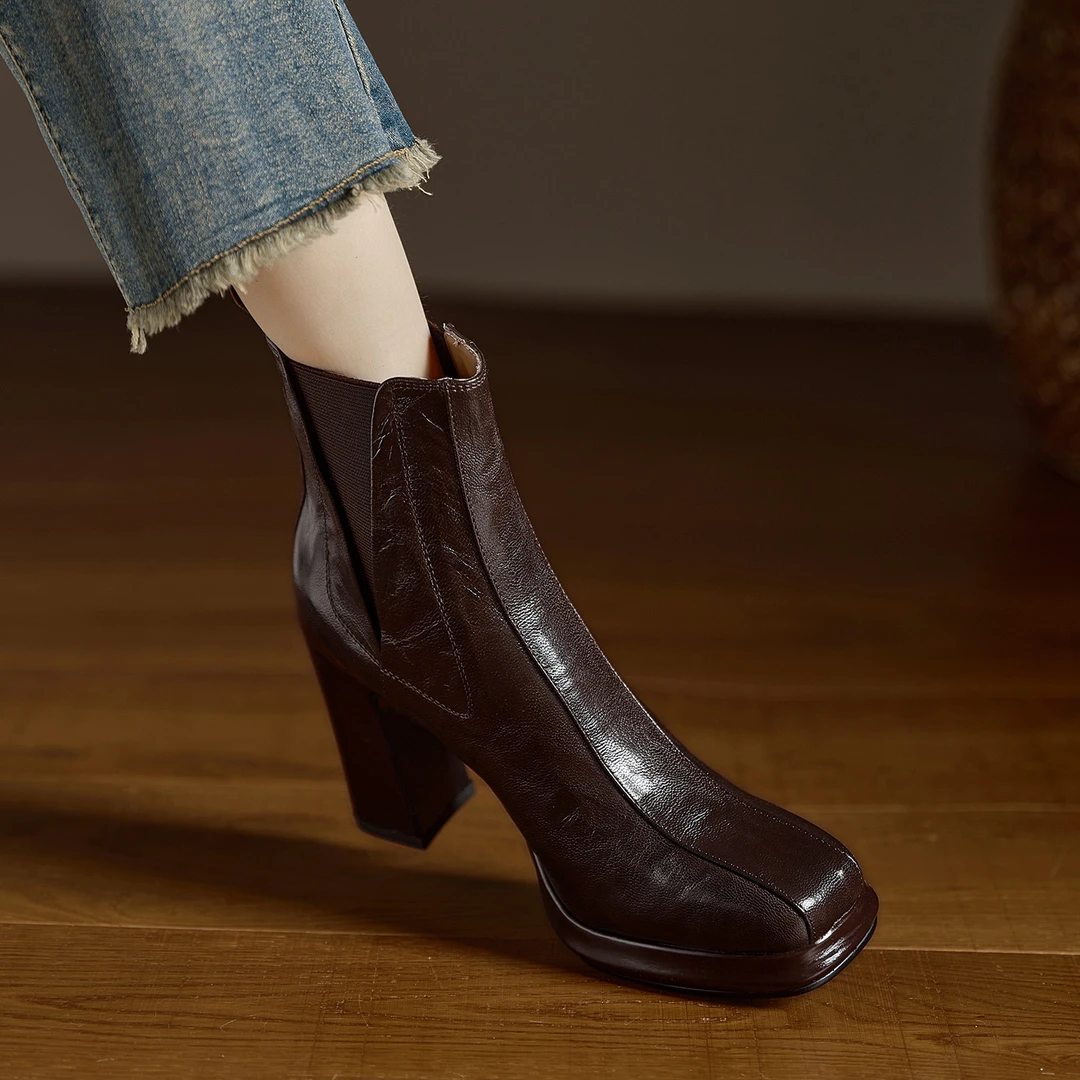 小个子久穿不累脚防水台高跟短靴松紧口烟筒靴手抓牛皮切尔西靴女