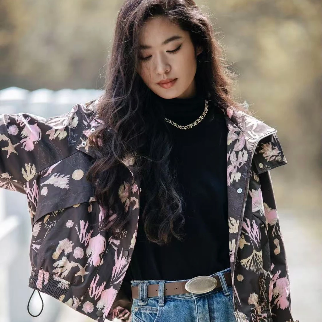 时尚大气休闲复古印花短外套