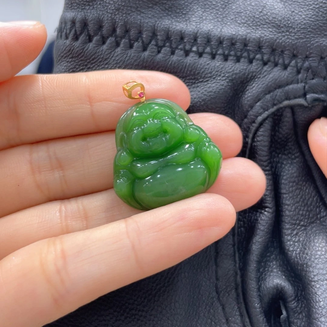 和田玉18K金镶嵌颈饰整体31.5 宽24.6 厚7.1