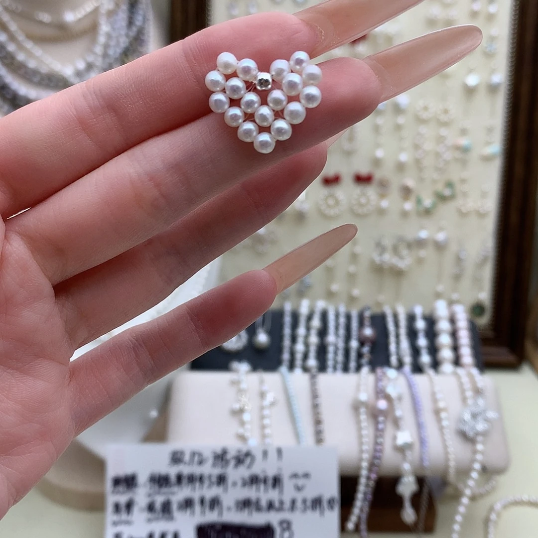 淡水珍珠银S925镶嵌耳饰