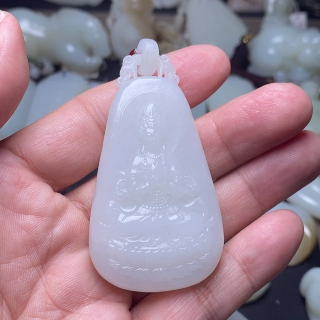 【闪购商品】颈饰未镶嵌和田玉陈*特