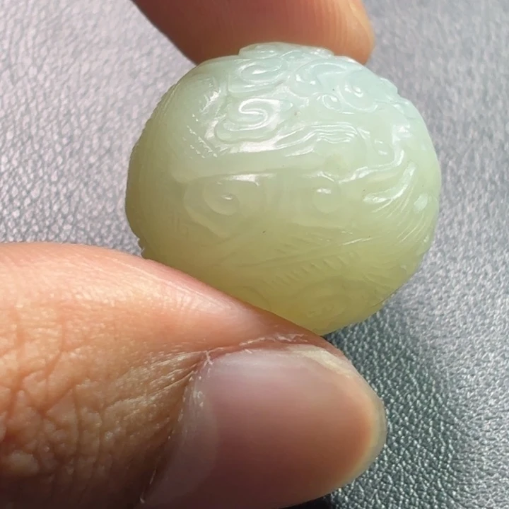 和田玉未镶嵌挂件为**争