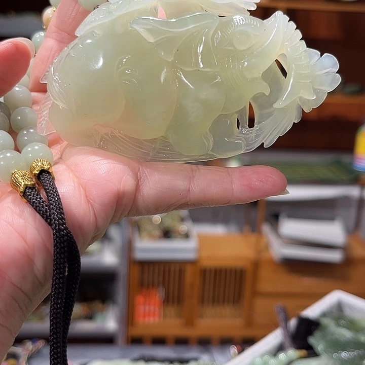 未镶嵌岫玉毛衣链