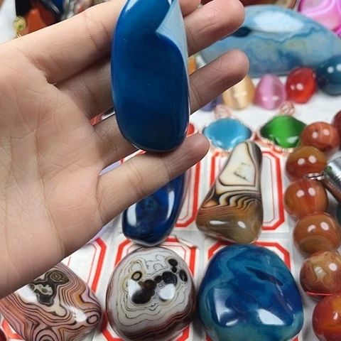 玛瑙/玉髓颈饰合金