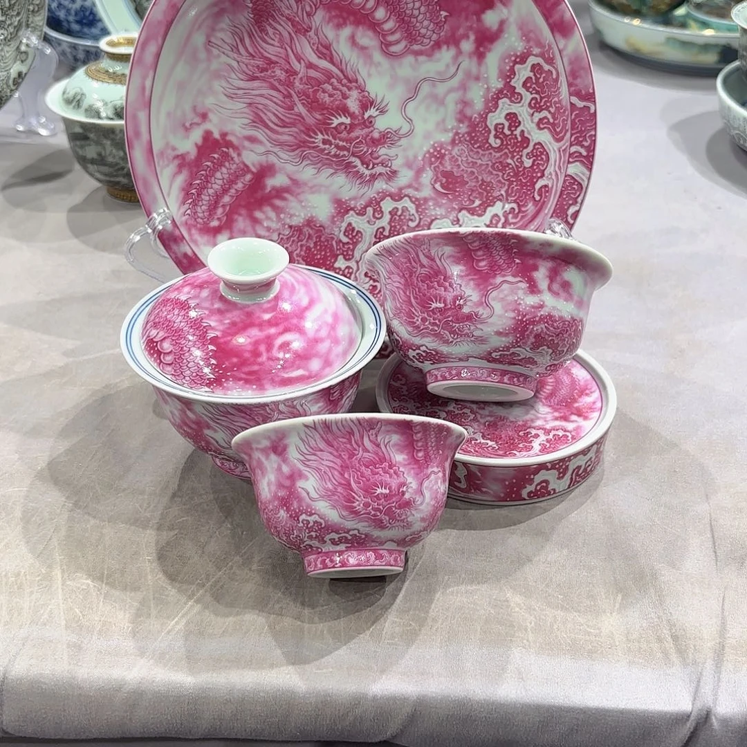 瓷片景德镇瓷器精品陈列