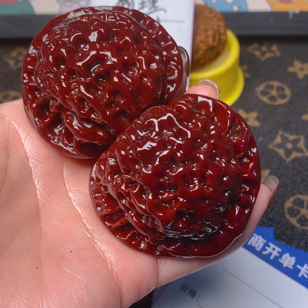 吊坠文玩核桃@****官帽