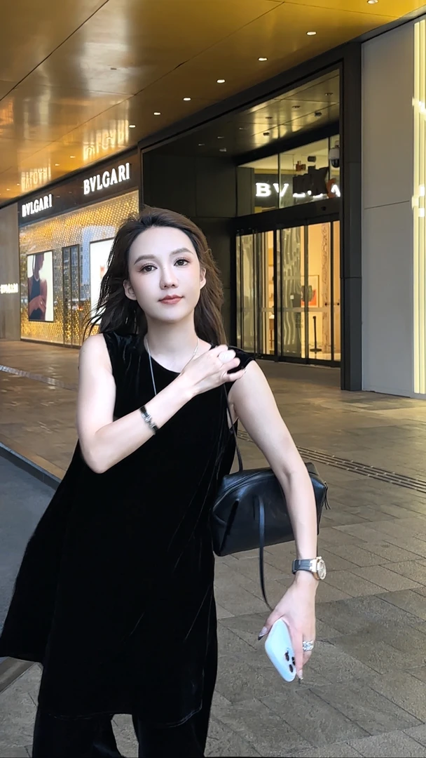 AMAZING IN | 丝绒背心 | 高级感慵懒背心 A250528-AI55BDR77441