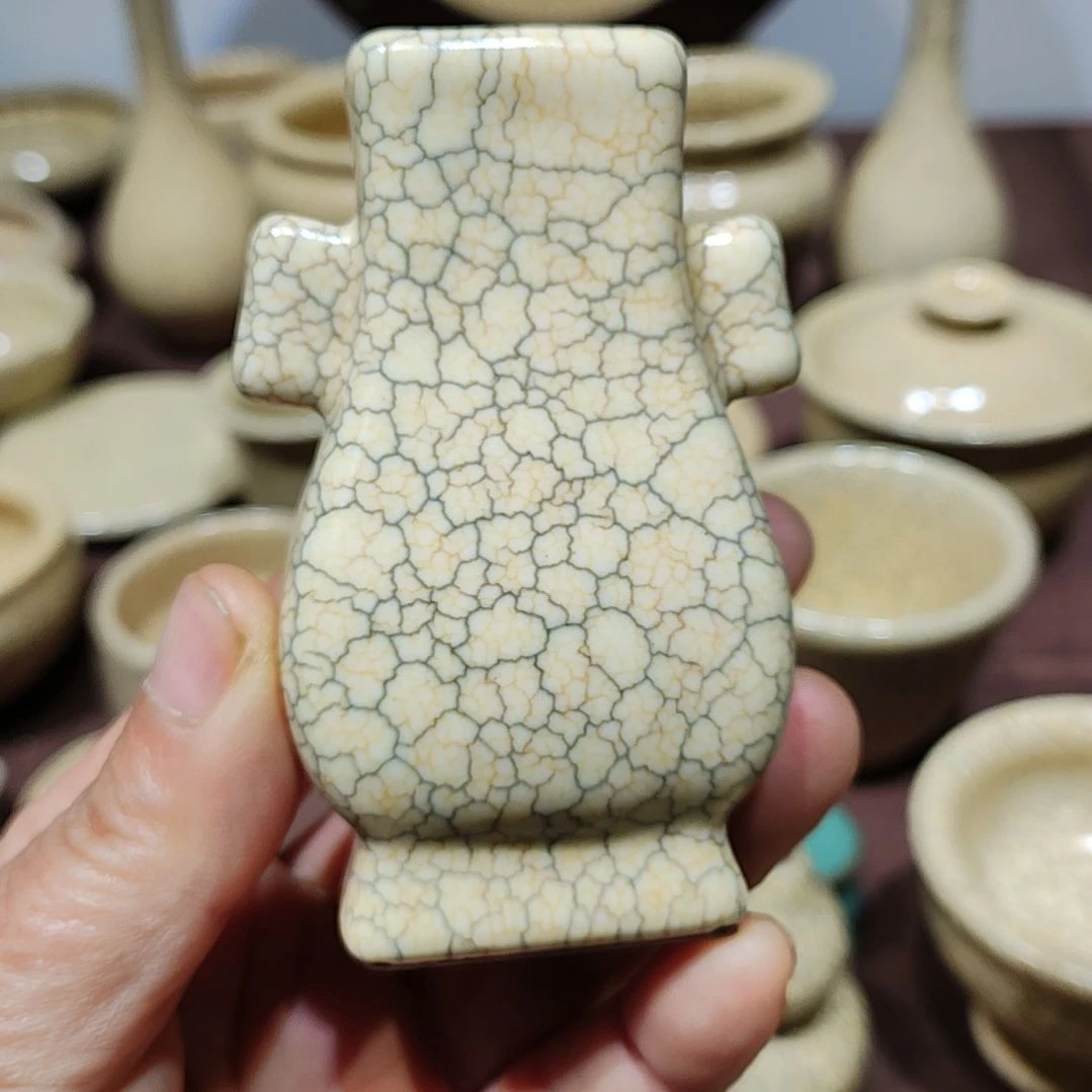 龚东华老师梅花墨纹作品
