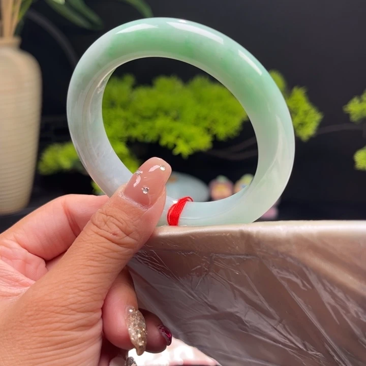 未镶嵌手镯翡翠54.6