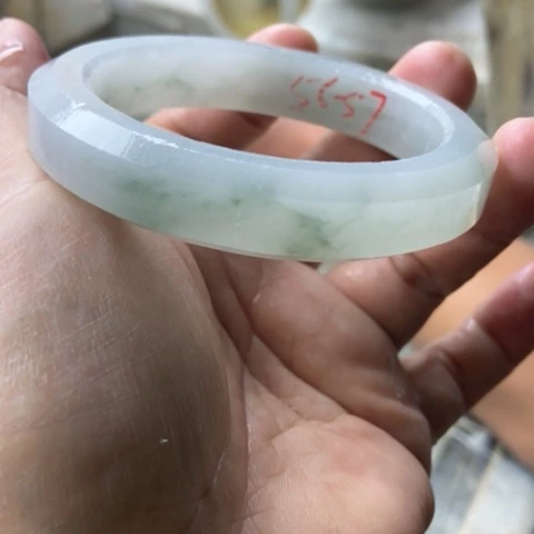 石英质玉（金丝玉）手镯未镶嵌用****兵加工定制