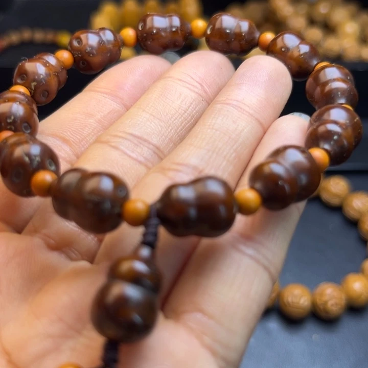 猴头核桃吊坠橄榄