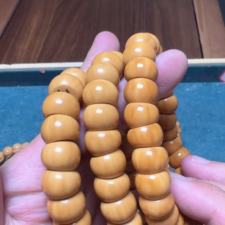 瑕疵反油黑点光面大肠
