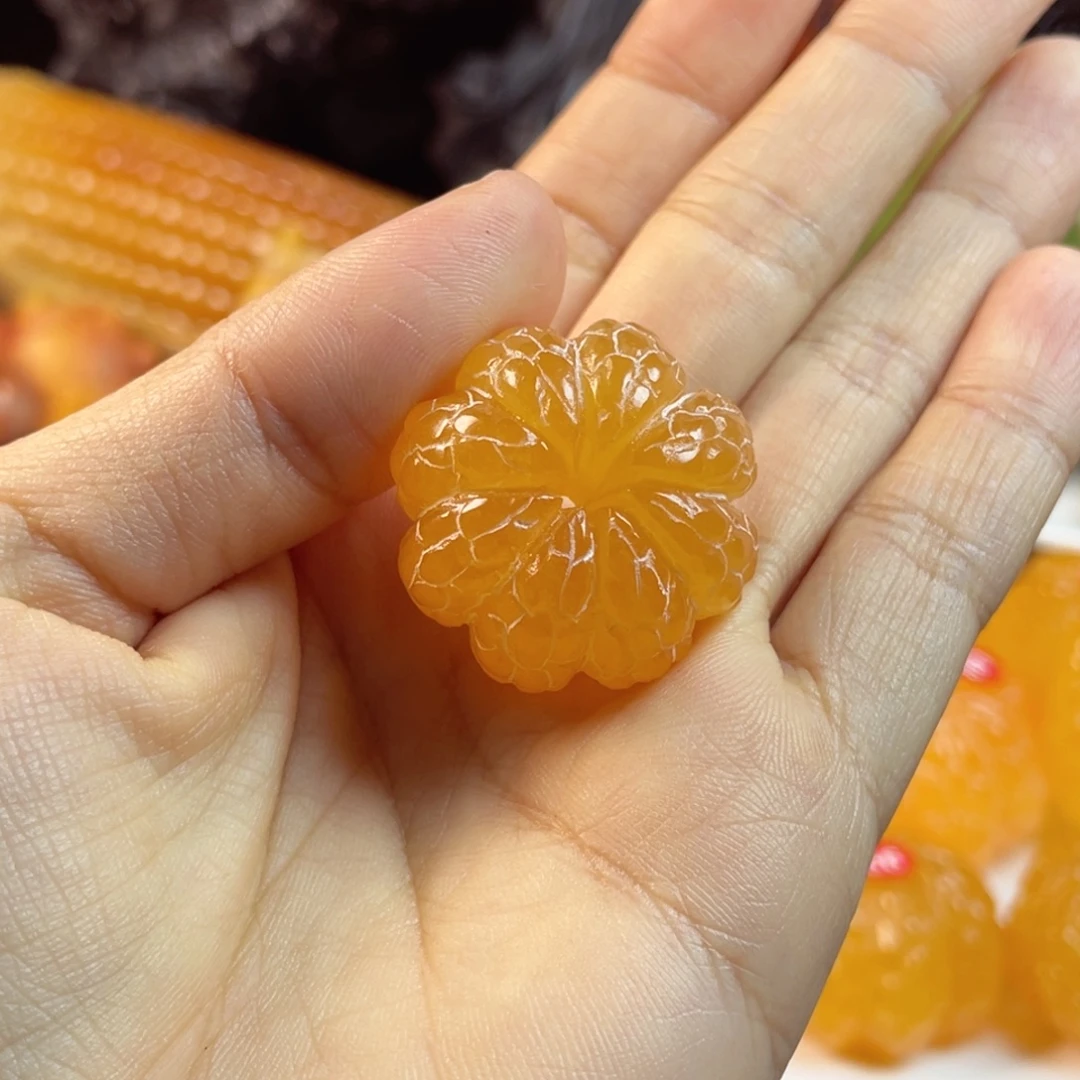 风***明寿山石手艺人雕刻